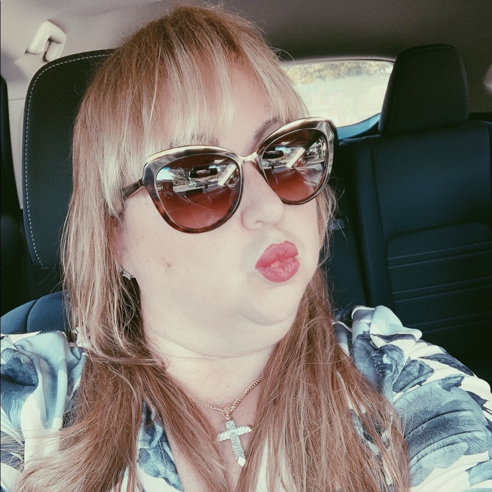 Meet your Posher, Jackie